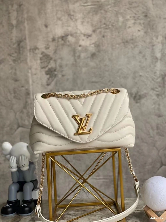 CHAIN VUITTON NEW WAVE LOUIS BAG 0730